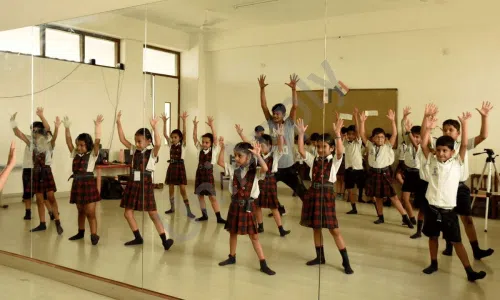 Darbari Lal Foundation World School, Zeta 1, Greater Noida Dance