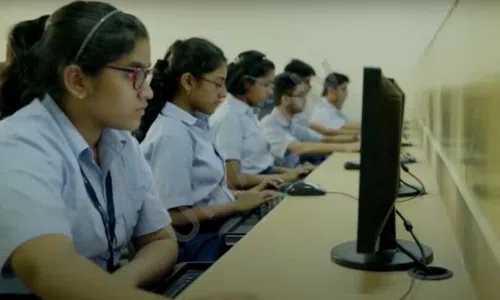 Kothari International School, Sector 50, Noida Computer Lab