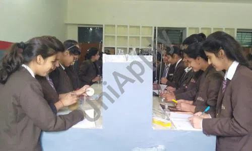 Uma Public School, Maincha, Greater Noida Science Lab