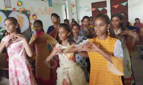 Lakhmender Public School, Theta 1, Greater Noida Dance