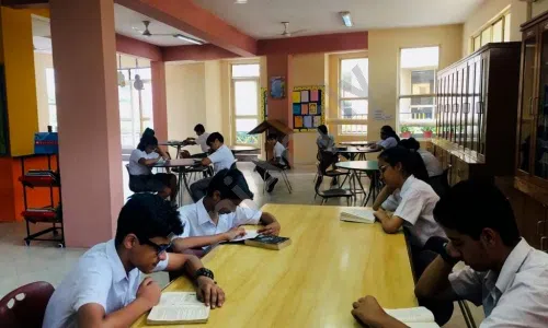 Mayoor School, Sector 126, Noida Library/Reading Room