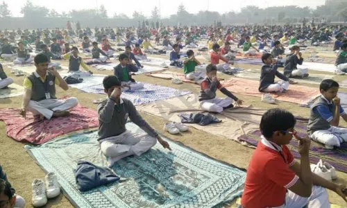 Panchsheel Balak Inter college, Sector 91, Noida Yoga
