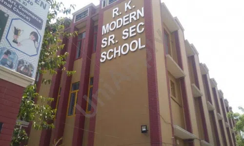 R K Modern Senior Secondary School, Sector 55, Noida School Building 1