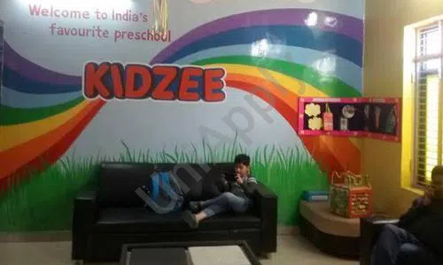 Kidzee, Gaur City 2, Greater Noida School Reception