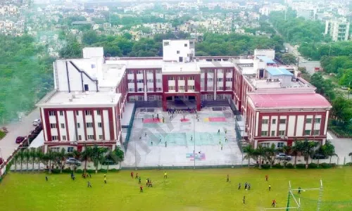 Sapphire International School, Sector 70, Noida School Building 1