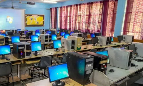 St. Joseph’s School, Alpha 1, Greater Noida Computer Lab