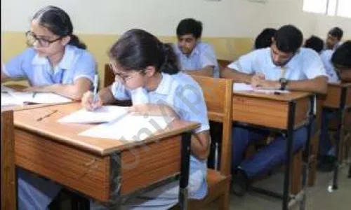 Vishwa Bharati Public School, Sector 28, Noida Classroom