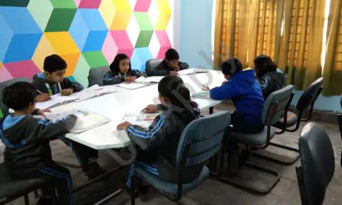 Campus School, Shastri Nagar, Ghaziabad Classroom 5