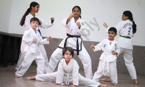 K.R. Mangalam World School, Sector 6, Vaishali, Ghaziabad Karate