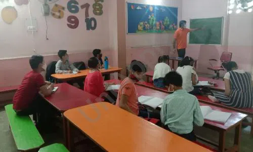 Sophiya Public Junior High School, Rajender Nagar, Sahibabad, Ghaziabad Classroom