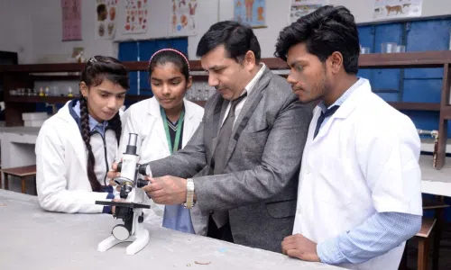 Ayesha Public School, Masoori, Ghaziabad Science Lab