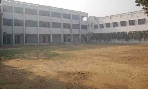 Everest Public School, Shalimar Garden, Sahibabad, Ghaziabad Playground