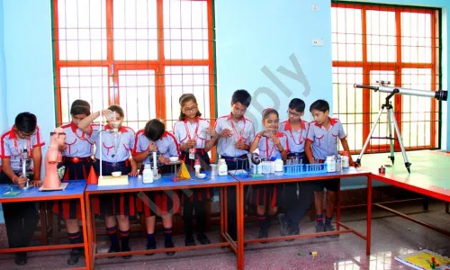 Holy Child Academy, Loni, Ghaziabad Science Lab