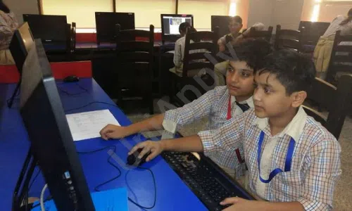 K.R. Mangalam World School, Sector 6, Vaishali, Ghaziabad Computer Lab 1