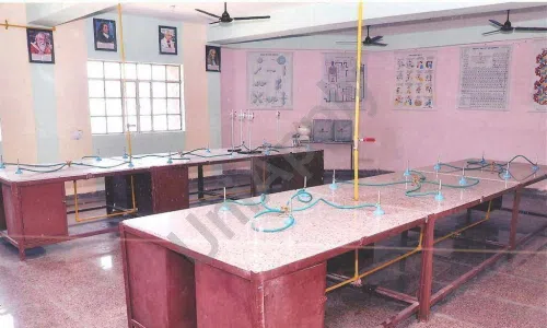 NIMT School, Shastri Nagar, Ghaziabad Science Lab