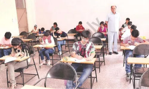 NIMT School, Shastri Nagar, Ghaziabad Classroom 6