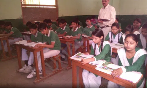 N M Higher Secondary School, Loni, Ghaziabad Classroom