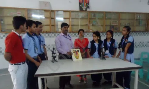 S.S. International School, Khora Colony, Ghaziabad Science Lab