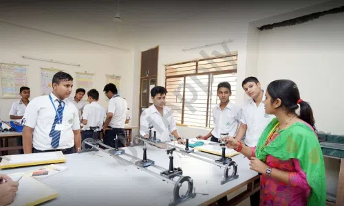 Sanskar World School, Ghaziabad Science Lab