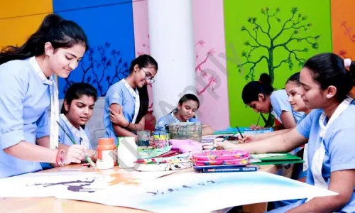 Uttam School for Girls, Shastri Nagar, Ghaziabad Art and Craft