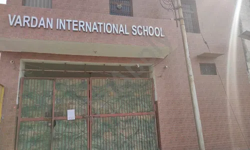 Vardan International School, Ghaziabad School Building