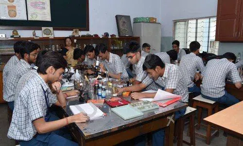 National high school, Ballygunge, Kolkata Science Lab 1
